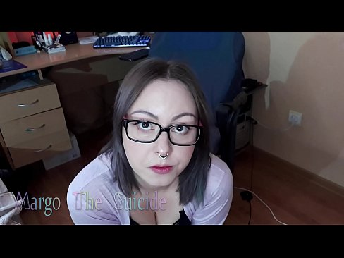 ❤️ Sexy famke mei bril sûget dildo djip op kamera Kwaliteitsseks by wy ❌️❤